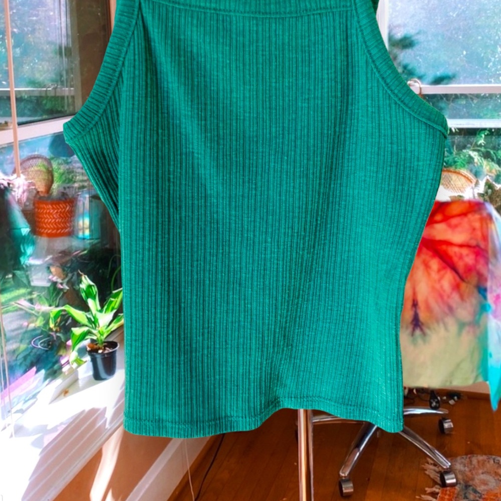 seafoam dainty tank ๐ - Picture 2 of 5